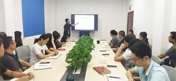 凯发足球俱乐部,K8体育平台官网
安全生产月主题活动
