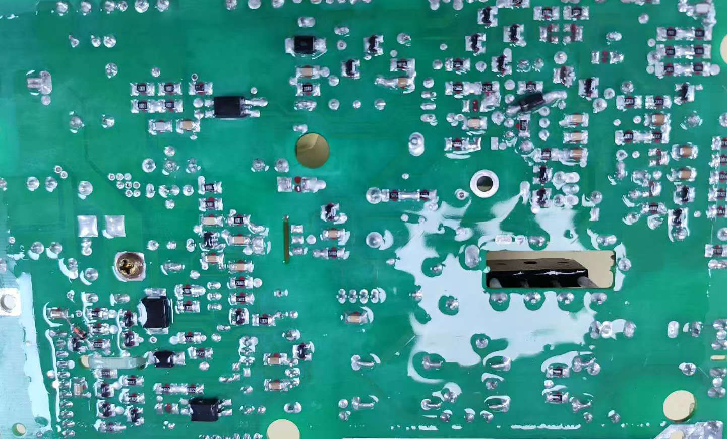 PCB板不涂覆三防漆会产生怎样的后果？